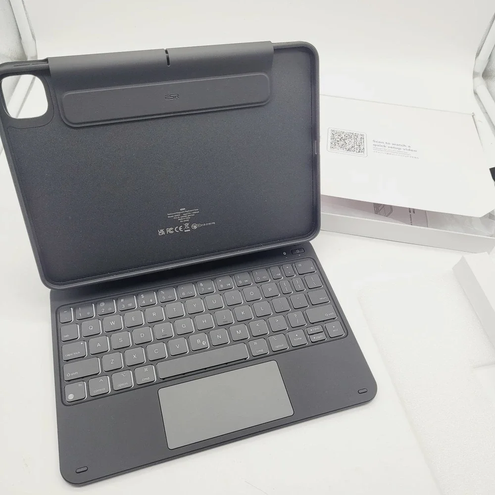 ESR Rebound 360 iPad Pro 11
